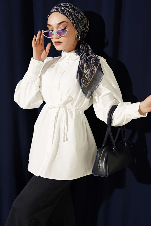 Ecru Poplin Shirt with Gathered Shoulders and Belt