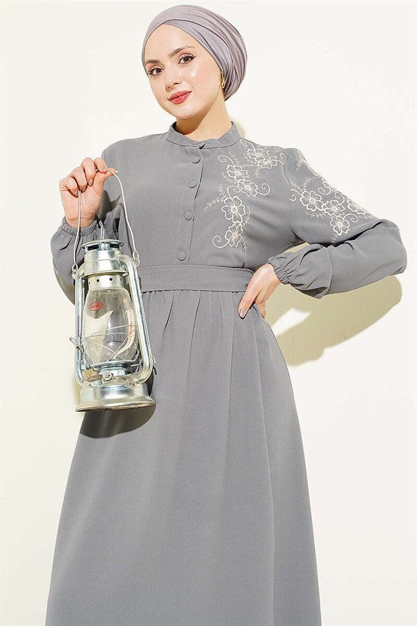 Gray Buttoned Dress with Shoulder Flower Embroidery