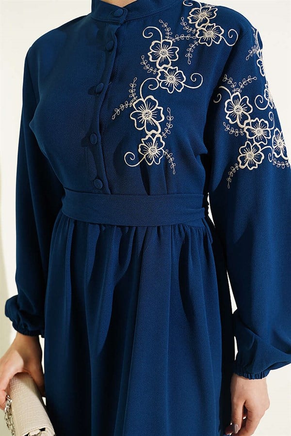 Shoulder Flower Embroidered Buttoned Dress in Petrol