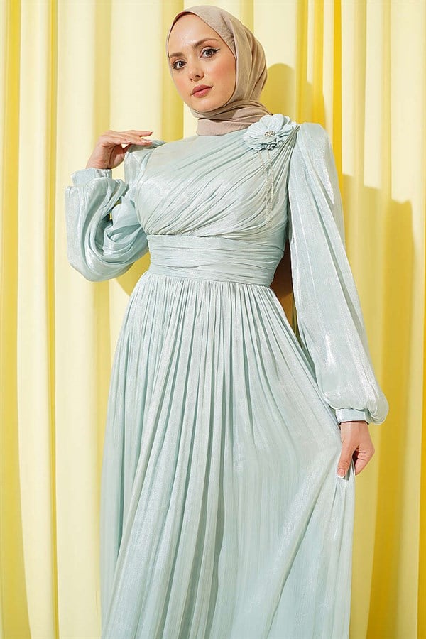 Off-Shoulder Floral Embellished Evening Dress in Mint