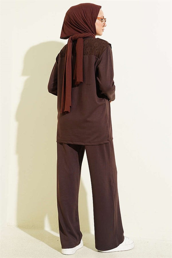 Loisha 2 Piece Set with Shoulder Lace Scarf, Coffee