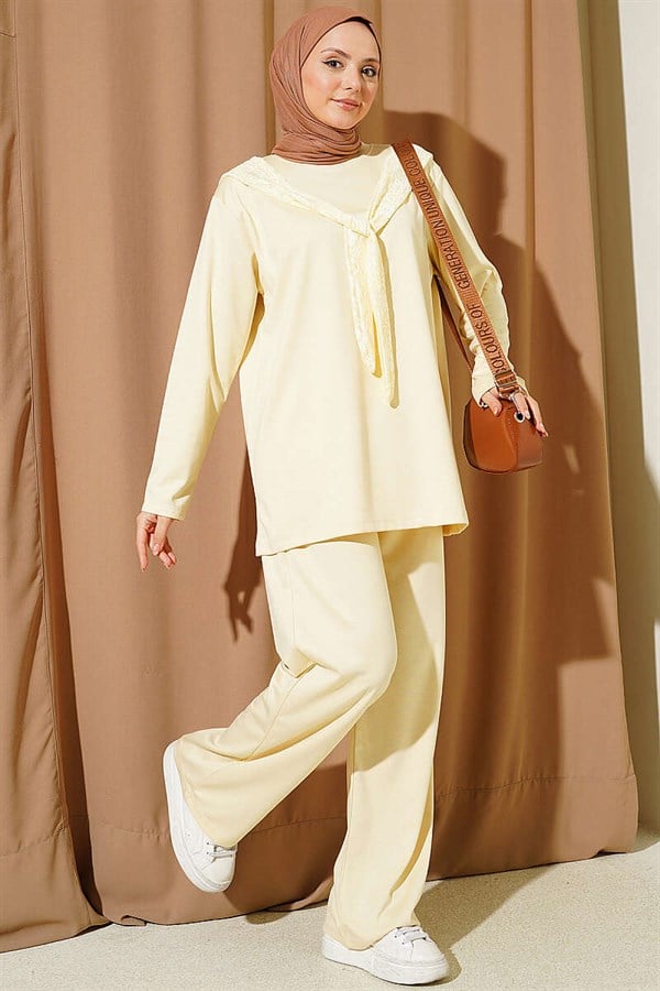 Loisha 2 Piece Set with Shoulder Lace Scarf, Yellow