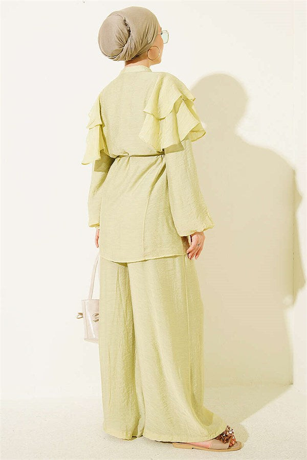 Shoulder Ruffled Drawstring 2 Piece Set in Light Green