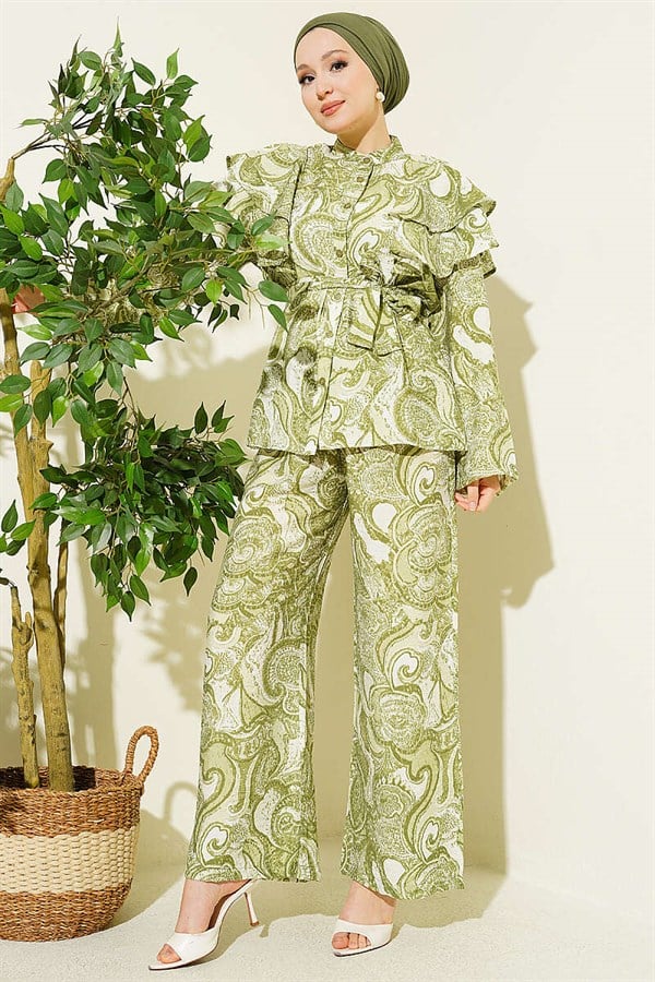 2 Piece Set with Ruffled Shoulders and Belt, Light Green