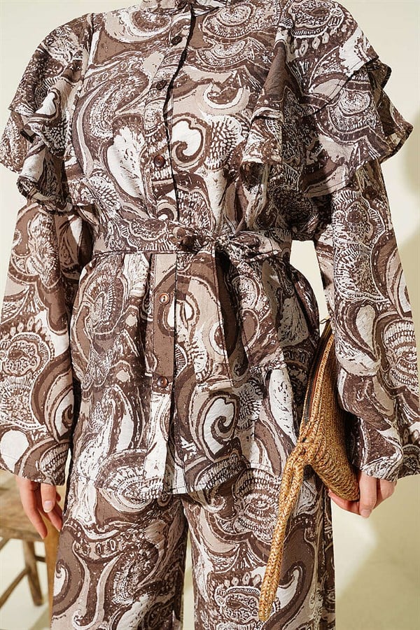 2 Piece Set with Ruffled Shoulders and Belt, Brown