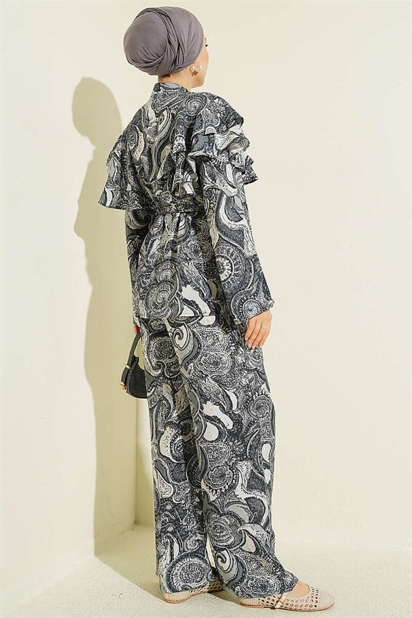 Gray 2 Piece Set with Ruffled Shoulders and Belt