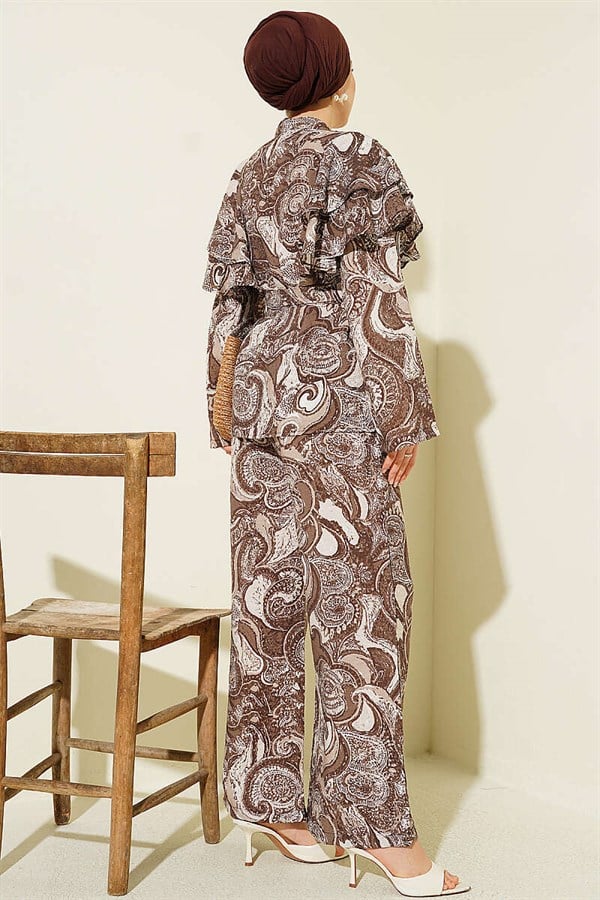 2 Piece Set with Ruffled Shoulders and Belt, Brown