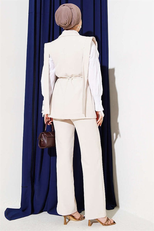 Beige 2 Piece Set with Shoulder Belt and Vest