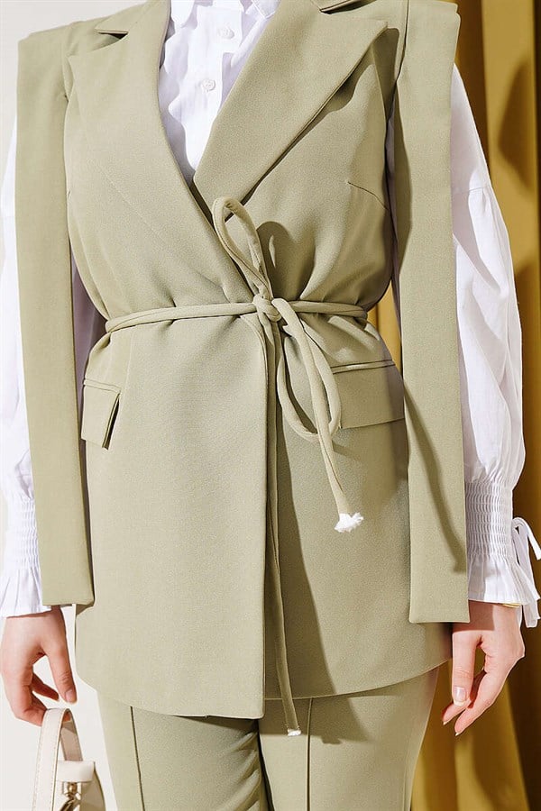 2 Piece Set with Shoulder Belt and Vest, Light Green