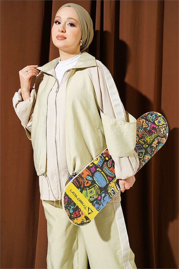 2 Piece Set with Shoulder Stripe Detail and Trim, Light Green