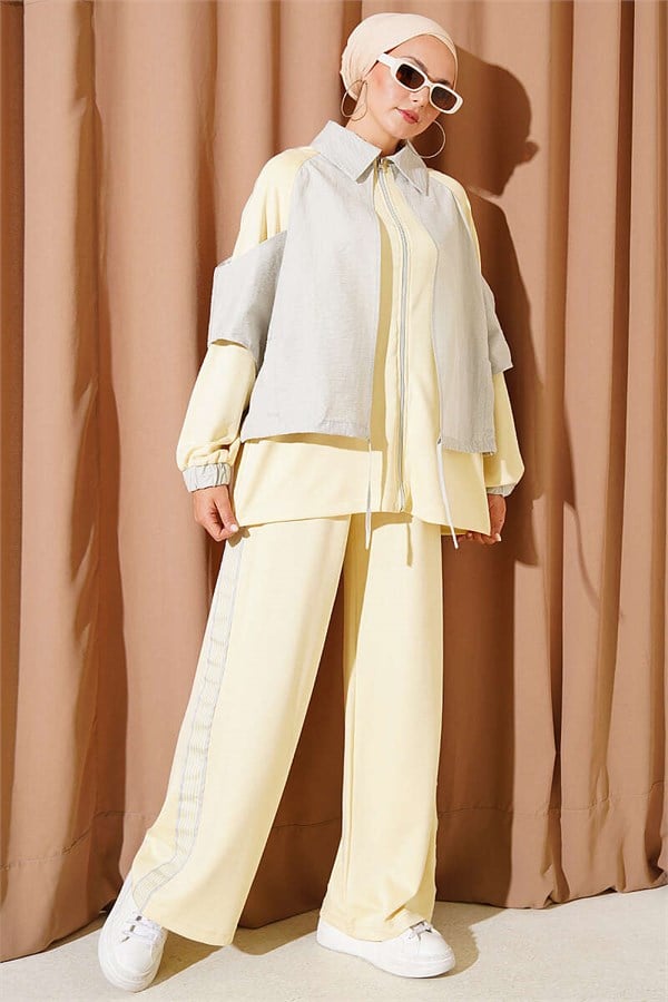 2 Piece Set with Shoulder Stripe Trim, Yellow