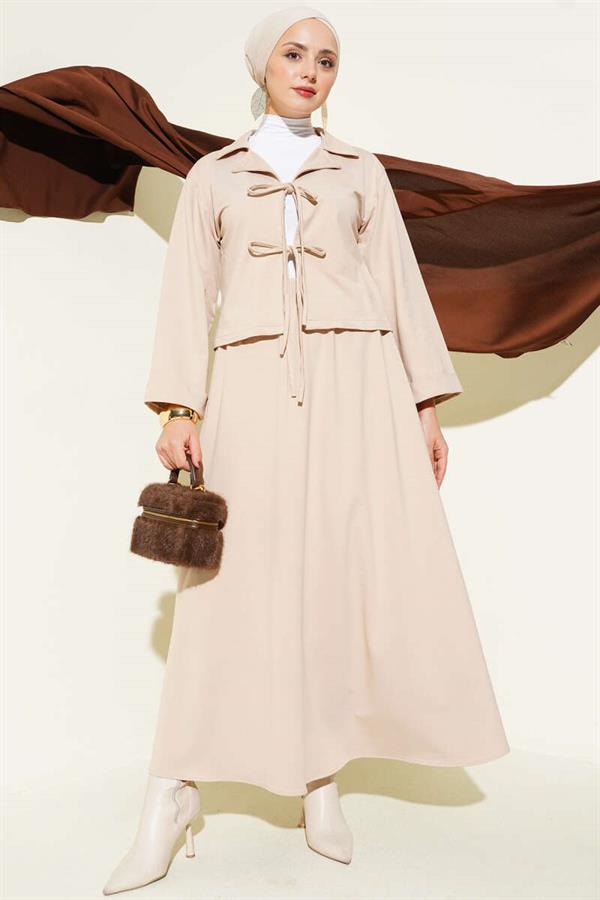 Two-Piece Skirted Set with Lace Detail at the Front, Beige