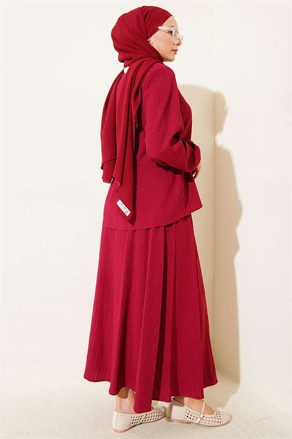 Front-Tie Trimmed Tree Bark Skirt 2 Piece Set in Burgundy