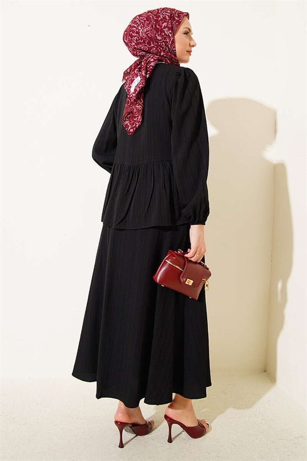 Front-Tie Tree Bark Skirt 2 Piece Set, Black