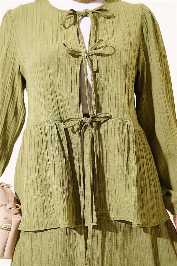 Front-Tie Tree Bark Skirt 2 Piece Set, Green