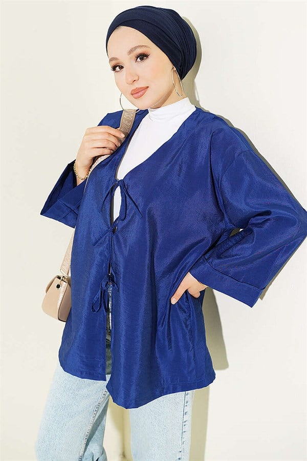 Loose-fitting parachute kimono with front tie closure, navy blue.