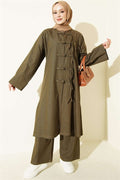 2 Piece Set in khaki with British detail on the front.