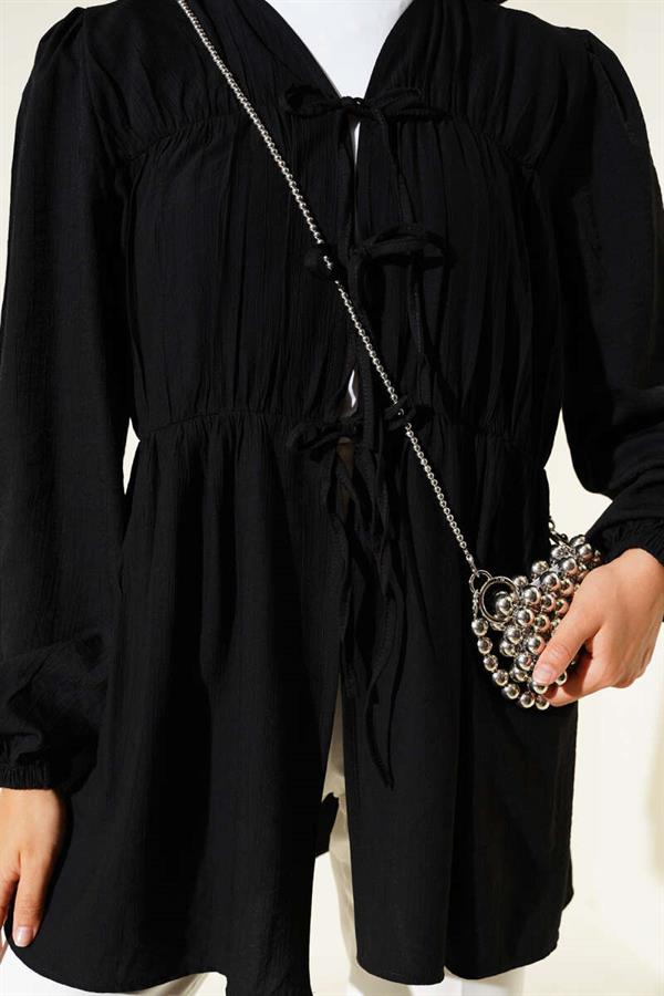 Kimono Black with Pleated Front and Elastic Wrists