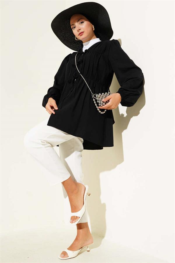 Kimono Black with Pleated Front and Elastic Wrists