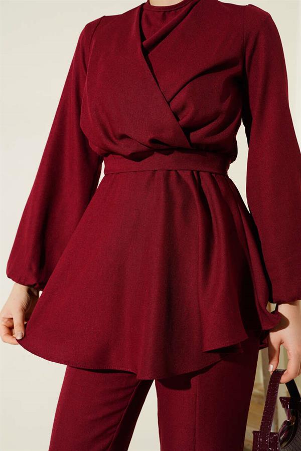 2 Piece Set with crisscross front strap, burgundy.