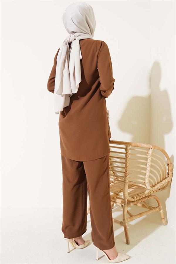 Striped Front 2 Piece Set Brown
