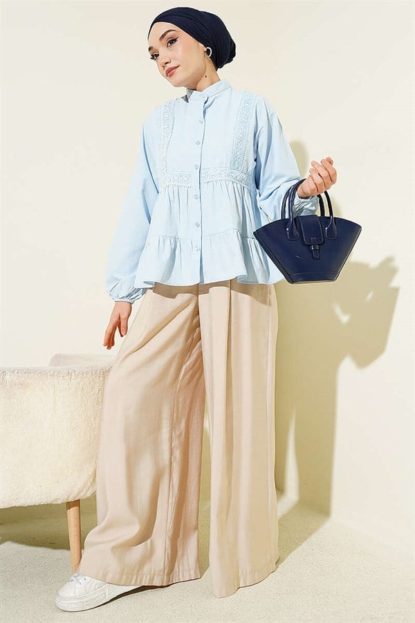 Short Shirt with Lace Trim Front, Blue