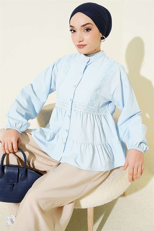 Short Shirt with Lace Trim Front, Blue