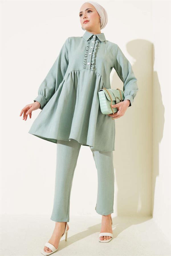Buttoned Front Ruffle 2 Piece Set Mint