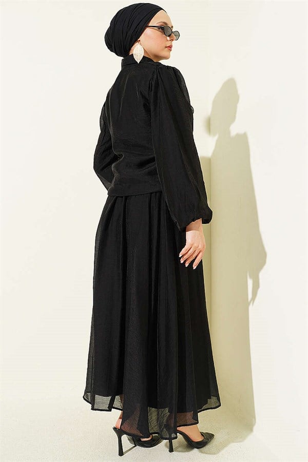 2 Piece Set: blouse and skirt with ruffled front, black.