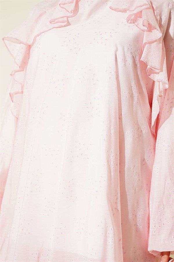 Loose-fitting 2 Piece Set with ruffled front, pink.