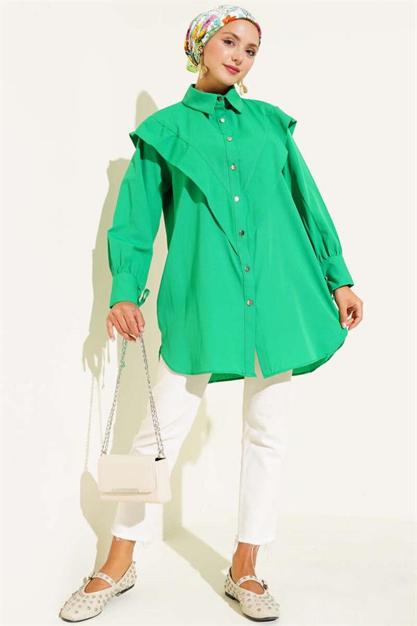 Green Shirt with Ruffled Front and Laced Rope