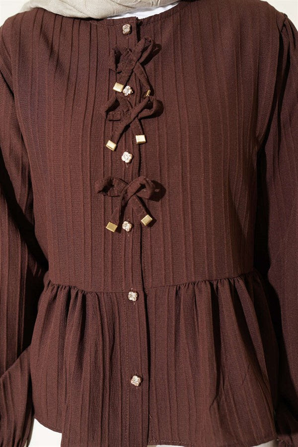 Short Shirt with Bow and Ruffles at the Front, Brown