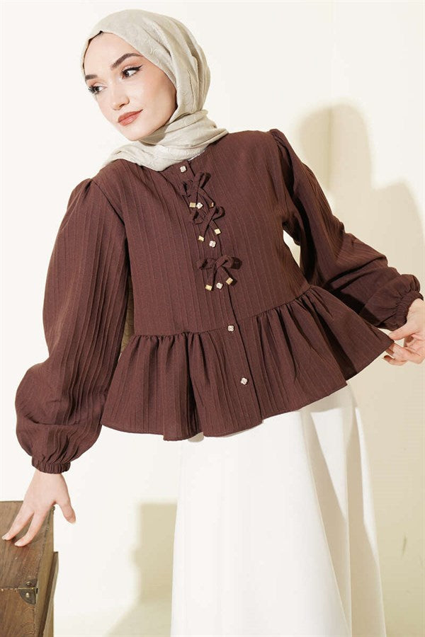 Short Shirt with Bow and Ruffles at the Front, Brown