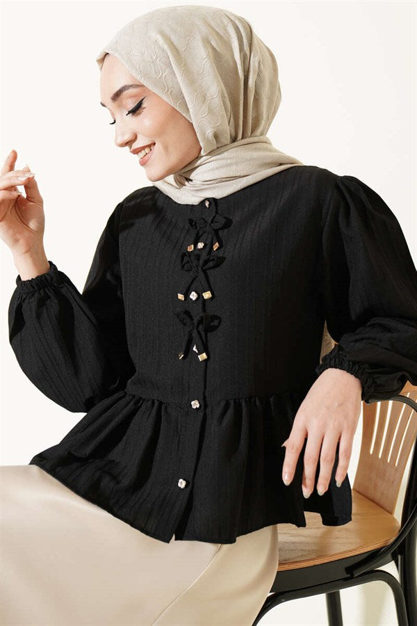 Short Shirt with Bow and Ruffles at the Front, Black