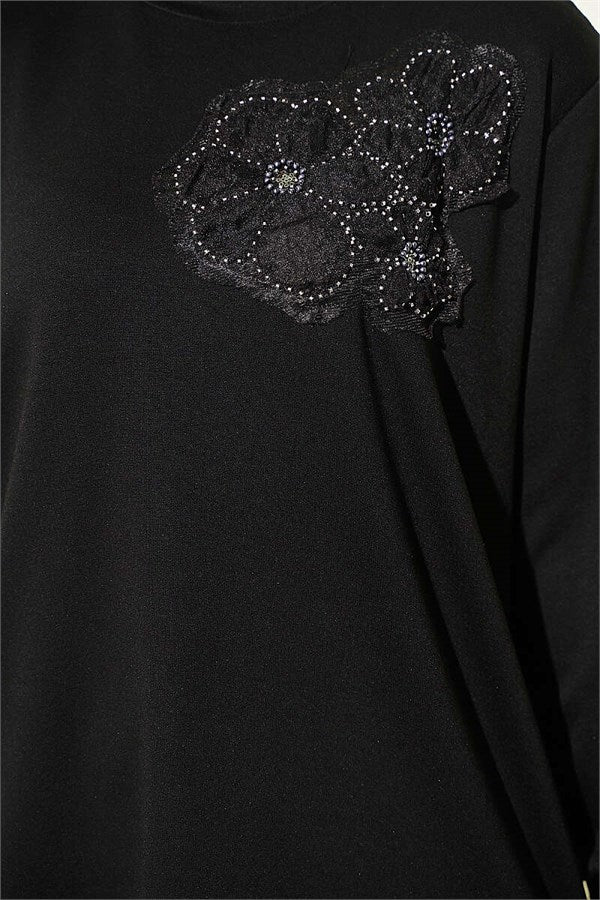 Loisha Tunic with Rose Accessory at the Front, Black