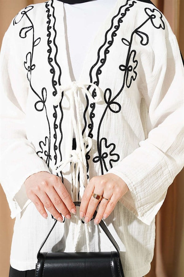 Embroidered Front Lace-Up Muslin Kimono, Ecru