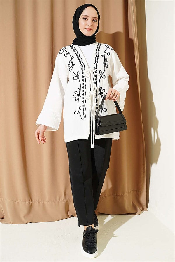 Embroidered Front Lace-Up Muslin Kimono, Ecru
