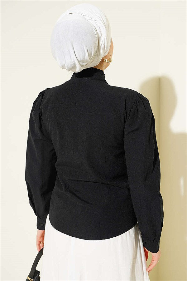 Short Shirt with Ribbed Detail at the Front, Black