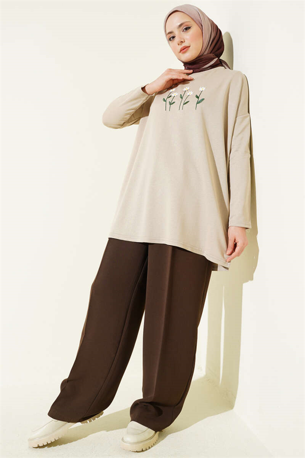 Beige Tunic with Daisy Embroidery on the Front