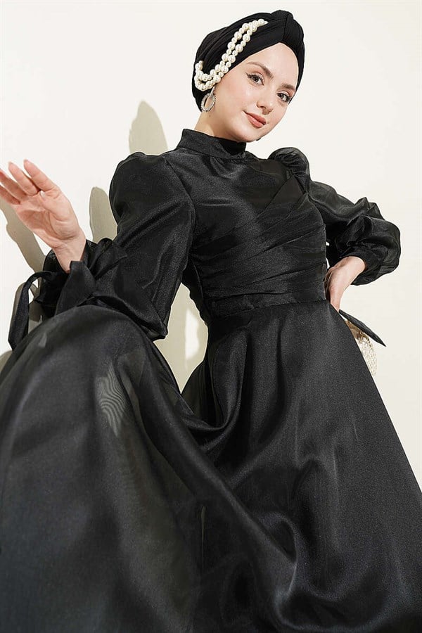 Black Pleated Tulle Evening Dress