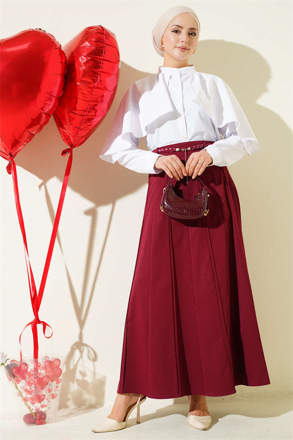 Knitted Belted Skirt in Burgundy
