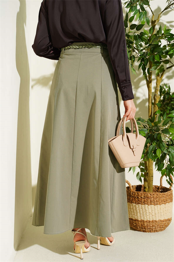 Knitted Belted Skirt in Light Green