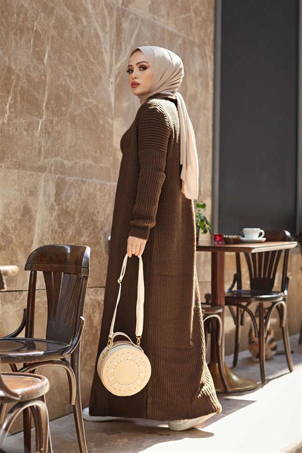 Knitted Cardigan Set in Coffee
