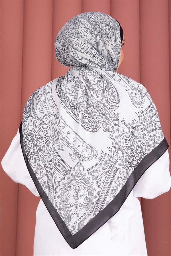 Authentic Motif Shawl Series Black and White