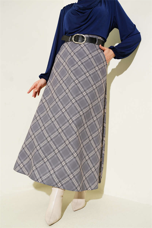 Oval Plaid Skirt with Belt Buckle, Grey