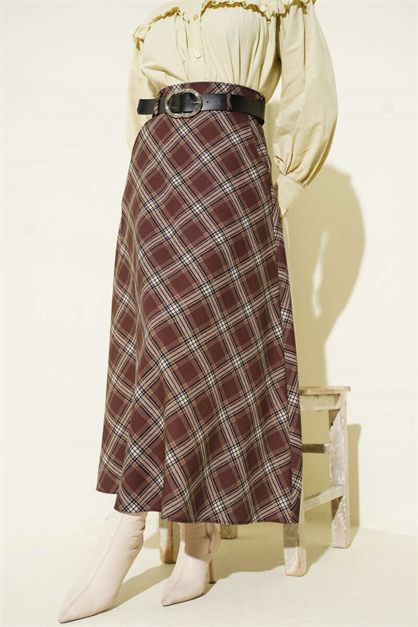 Oval Plaid Skirt with Belt Buckle, Brown