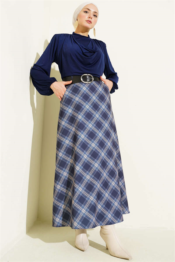 Oval Plaid Skirt with Belt Buckle, Navy Blue