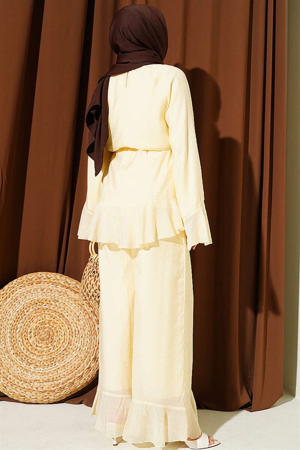 2 Piece Set with Ruffled Hem and Drawstring Belt, Yellow