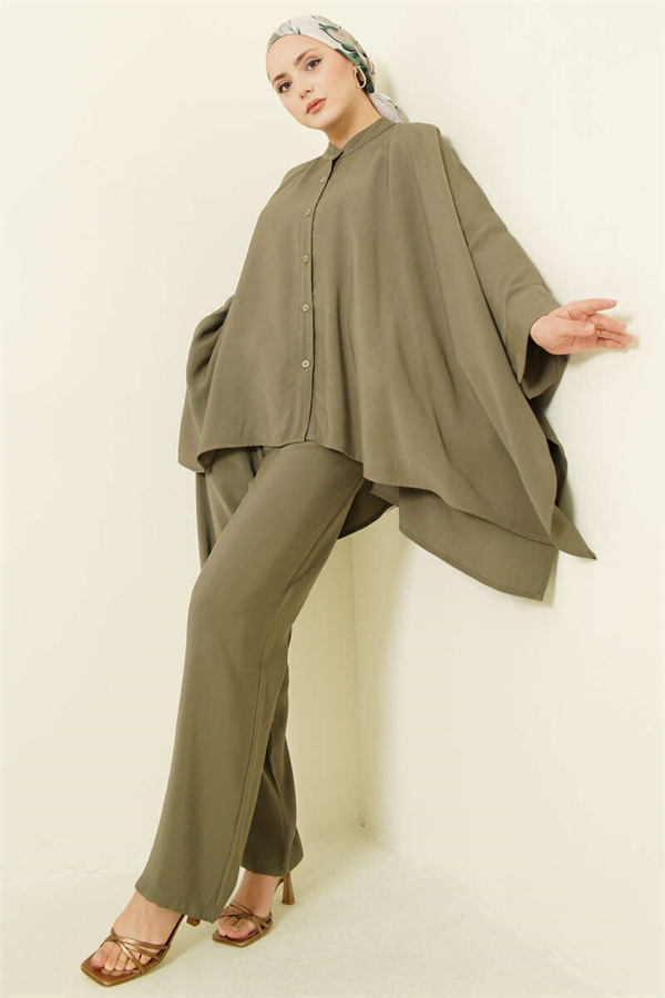 Oversize Tencel 2 Piece Set with Poncho, Khaki