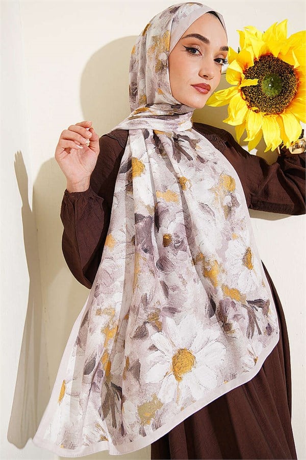 Daisy Flower Patterned Soft Scarf with Stones
